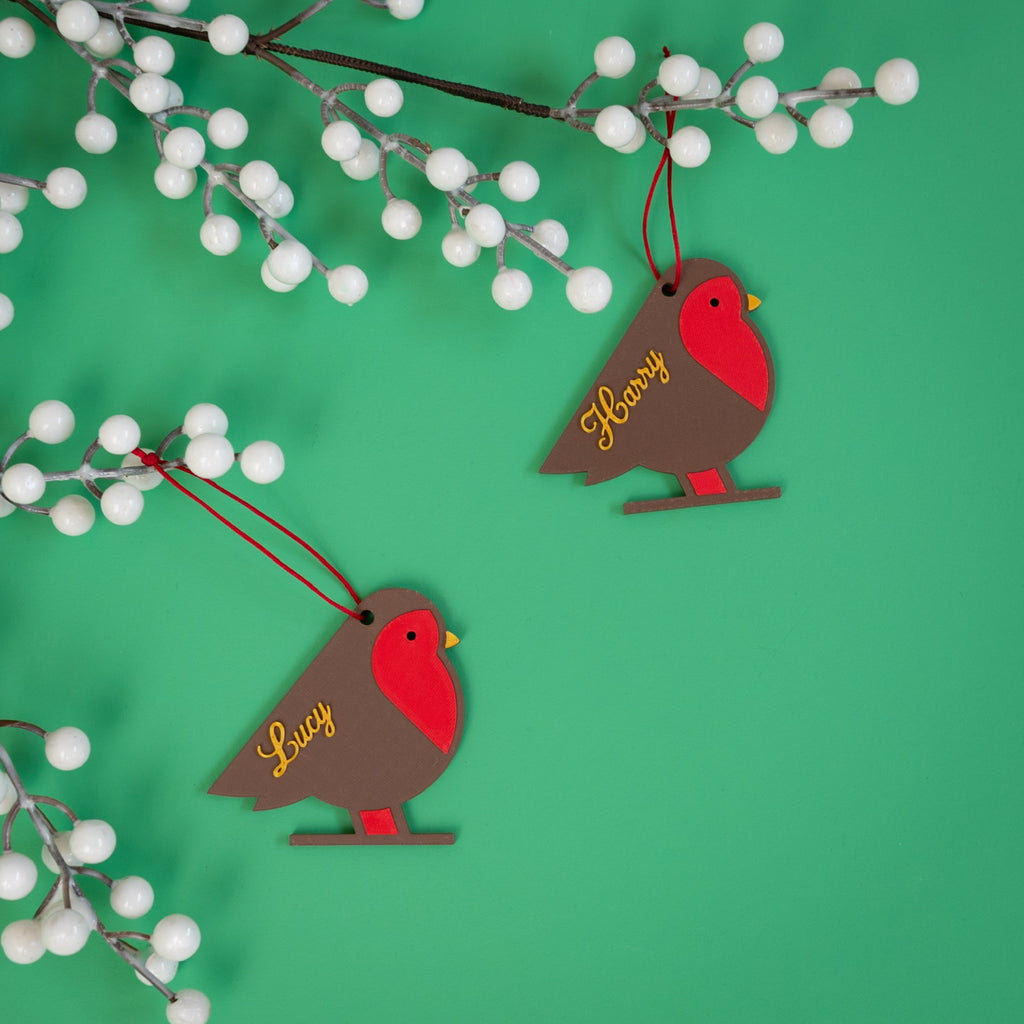 christmas robins tree decorations baubles holly 